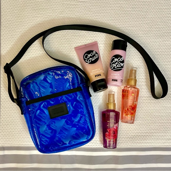 ❌SOLD on anthr site❌VS PINK Summer BUNDLE - Bag, 2 body spray & CoCo body - Picture 13 of 13